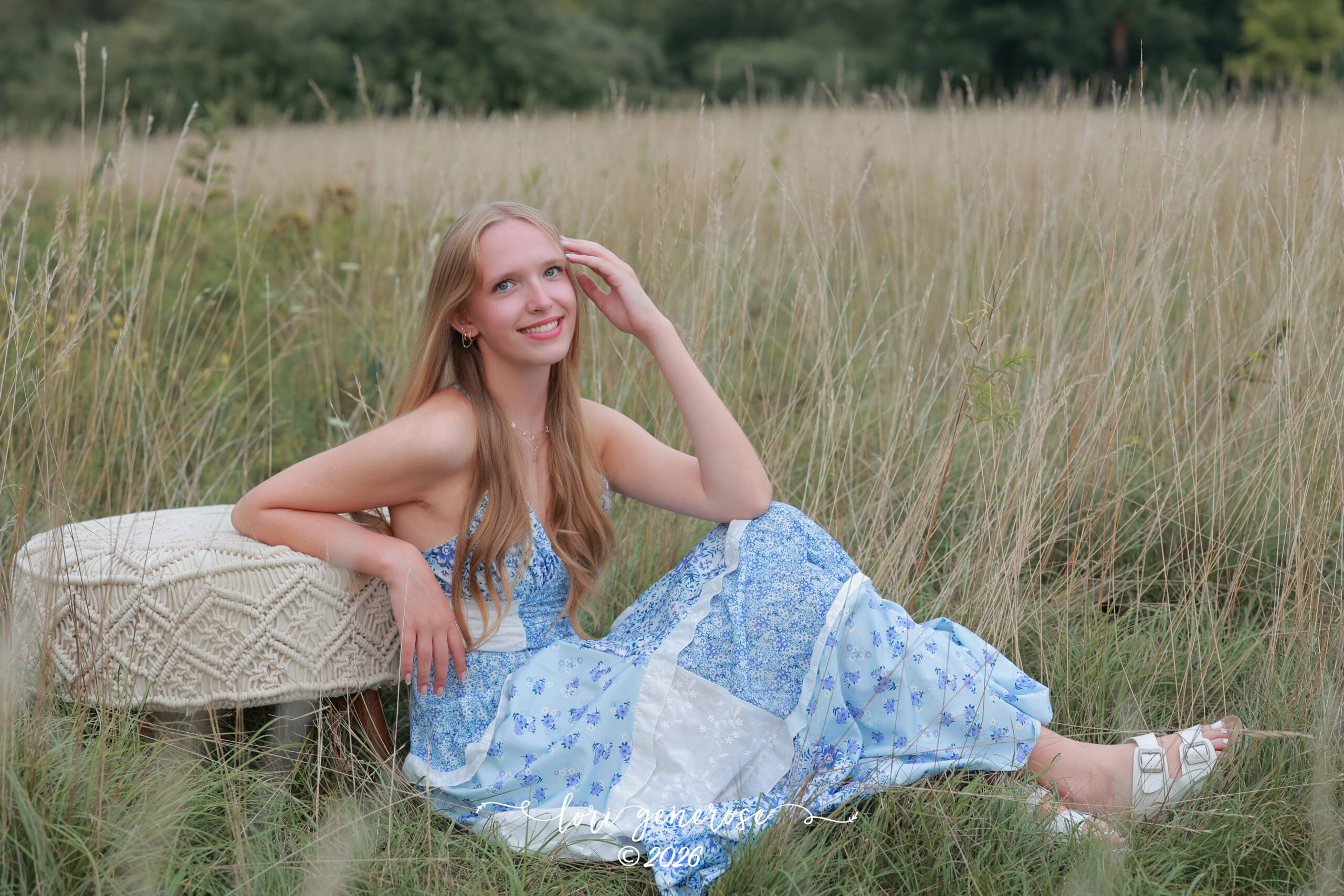 Senior photos of senior girl at Trexler Nature Preserve in Schnecksville, PA by Lehigh Valley Senior Photographer Lori Generose of LG Photography